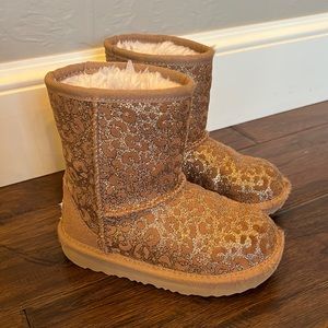 UGG Kids Boots in Glittery Brown and Gold